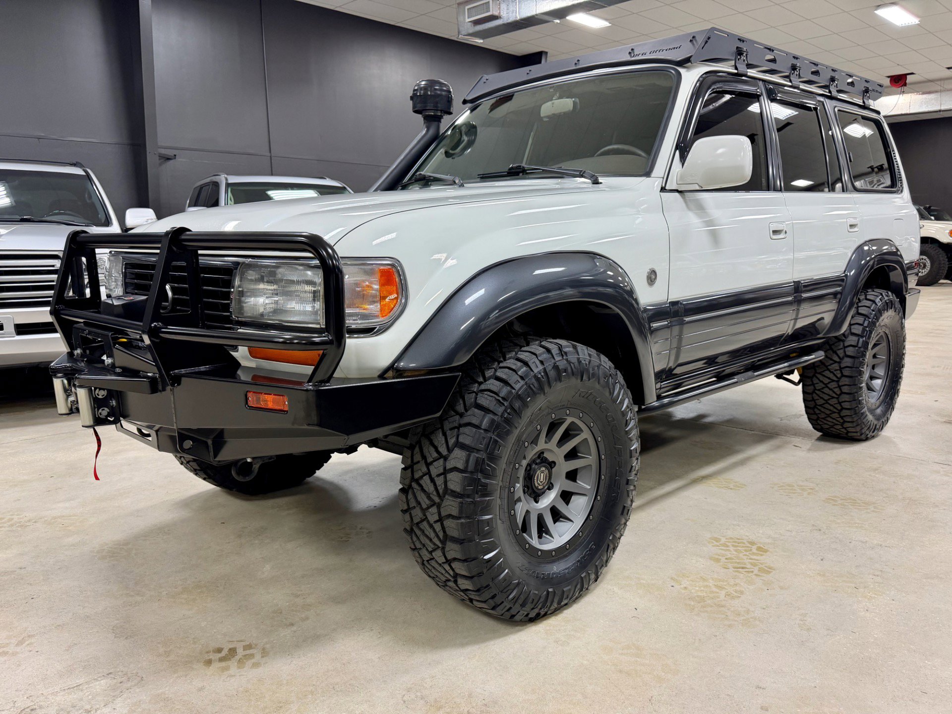Used 1996 Lexus LX 450 4WD image 4