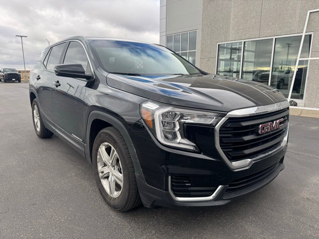 Used 2024 GMC Terrain SLE