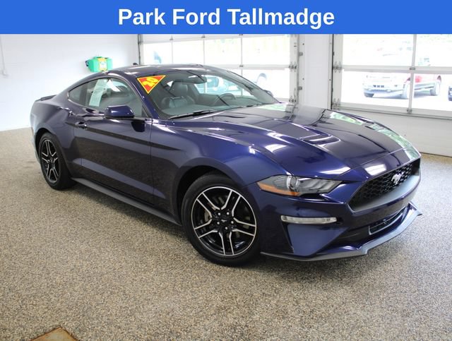 Used 2020 Ford Mustang Premium RWD image 7