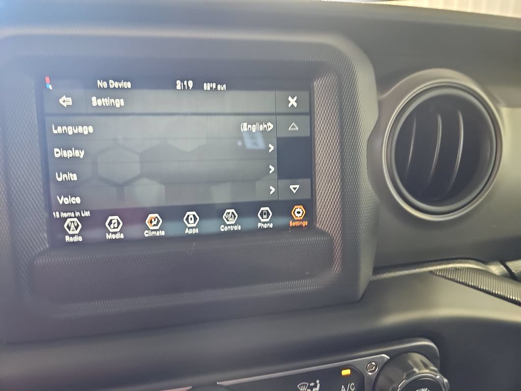Used 2022 Jeep Wrangler Unlimited Sport AWD/4WD image 22