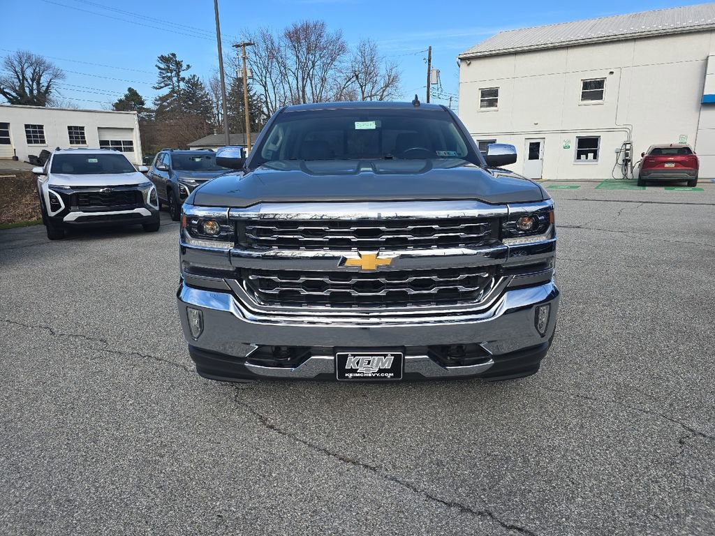 Used 2017 Chevrolet Silverado 1500 LTZ w/ Sport Package image 6