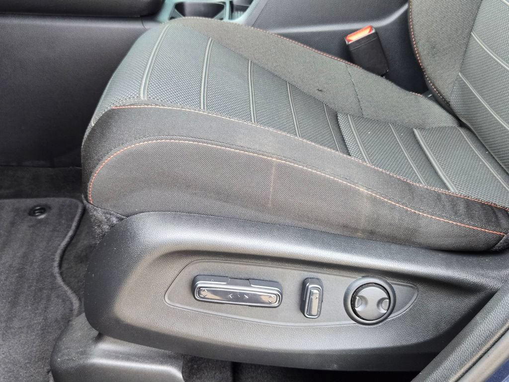 Used 2025 Honda CR-V Sport image 13