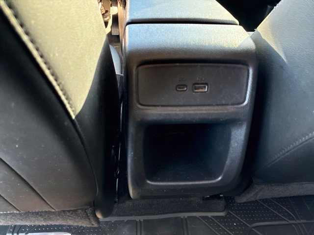 Used 2025 Chevrolet Trax LT w/ LT Convenience Package FWD image 23