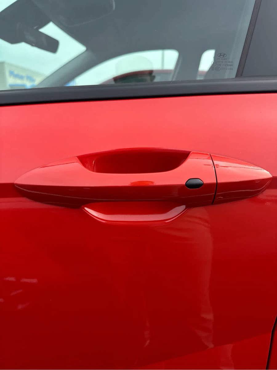New 2027 Hyundai Kona SE AWD/4WD image 18