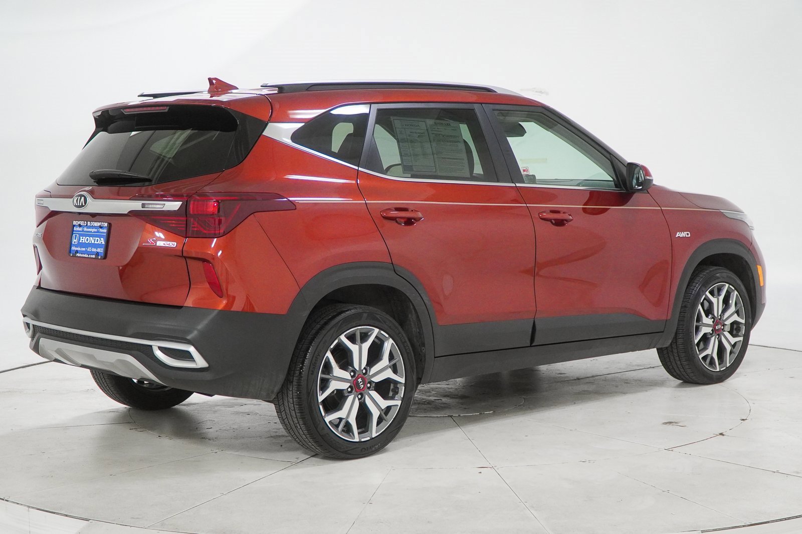 Used 2021 Kia Seltos S image 11