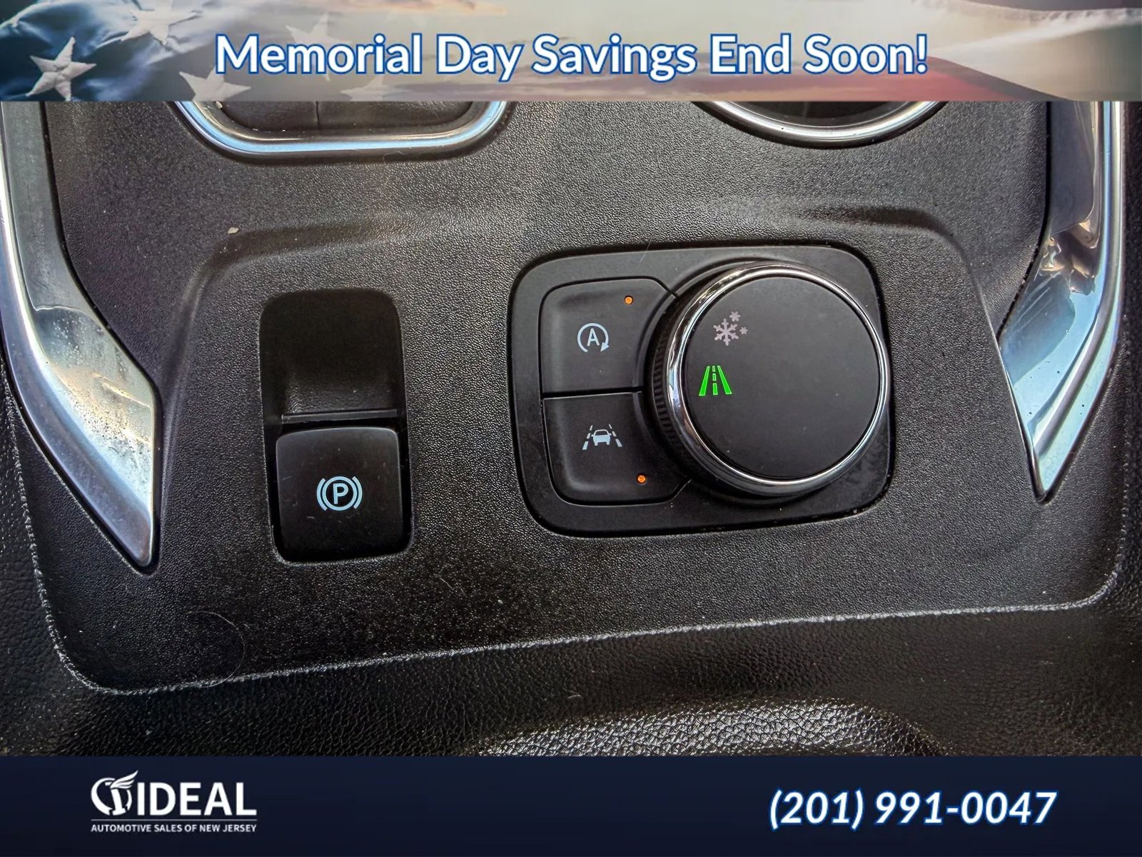 Used 2022 Chevrolet Traverse LS FWD image 27