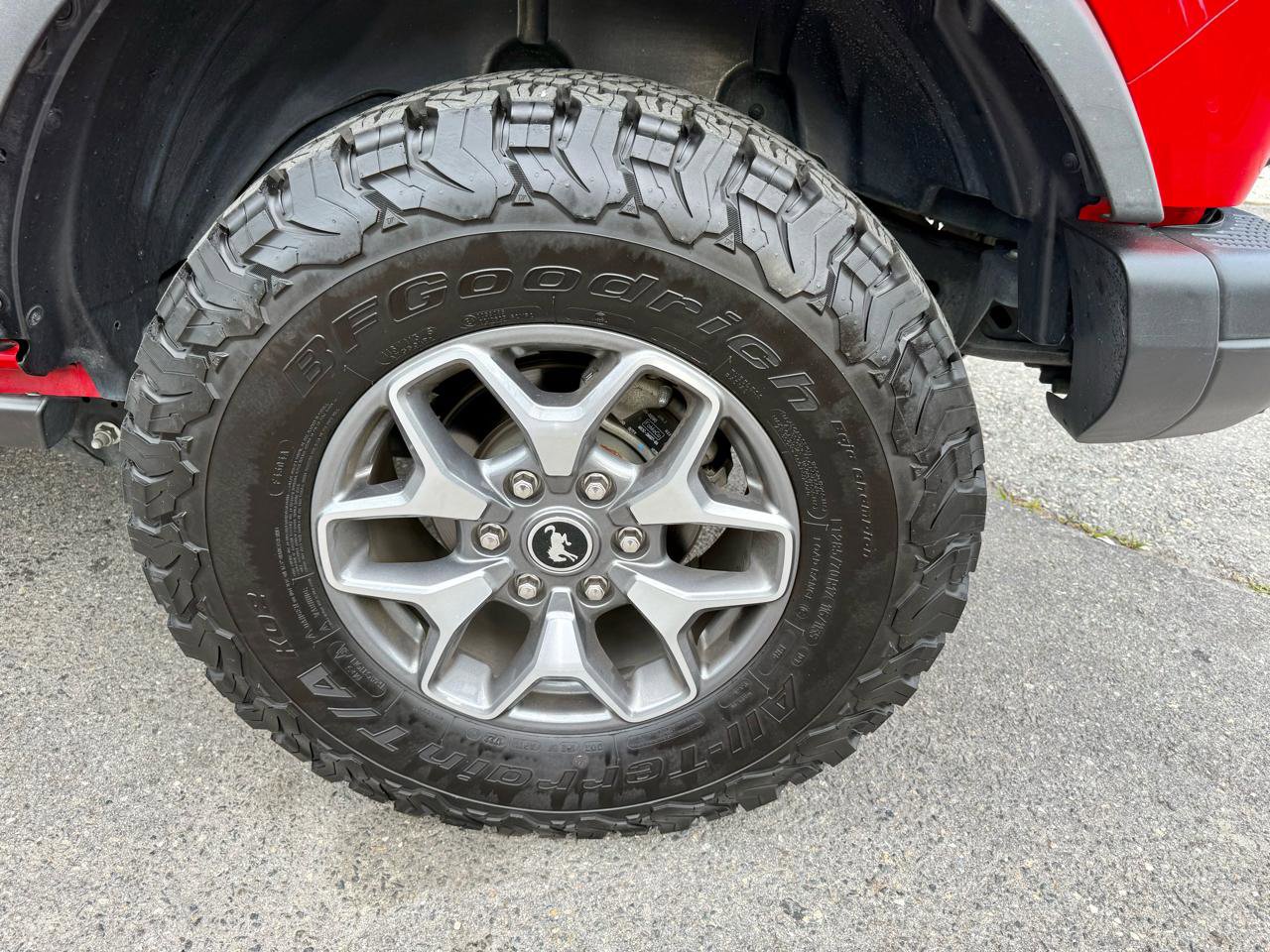 Used 2022 Ford Bronco Badlands image 11