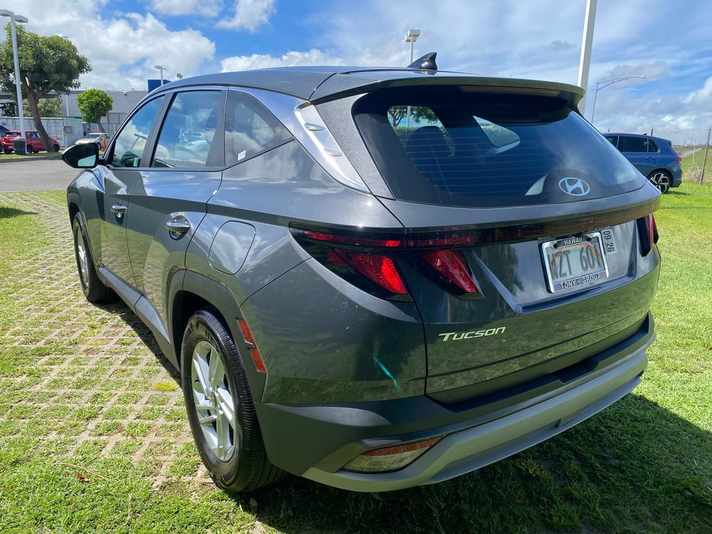 Certified 2025 Hyundai Tucson SE FWD image 5