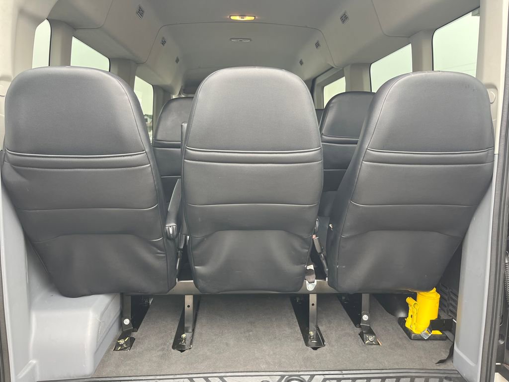 Used 2019 Ford Transit 350 XLT image 21