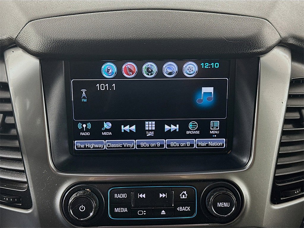 Used 2018 Chevrolet Suburban LT image 16