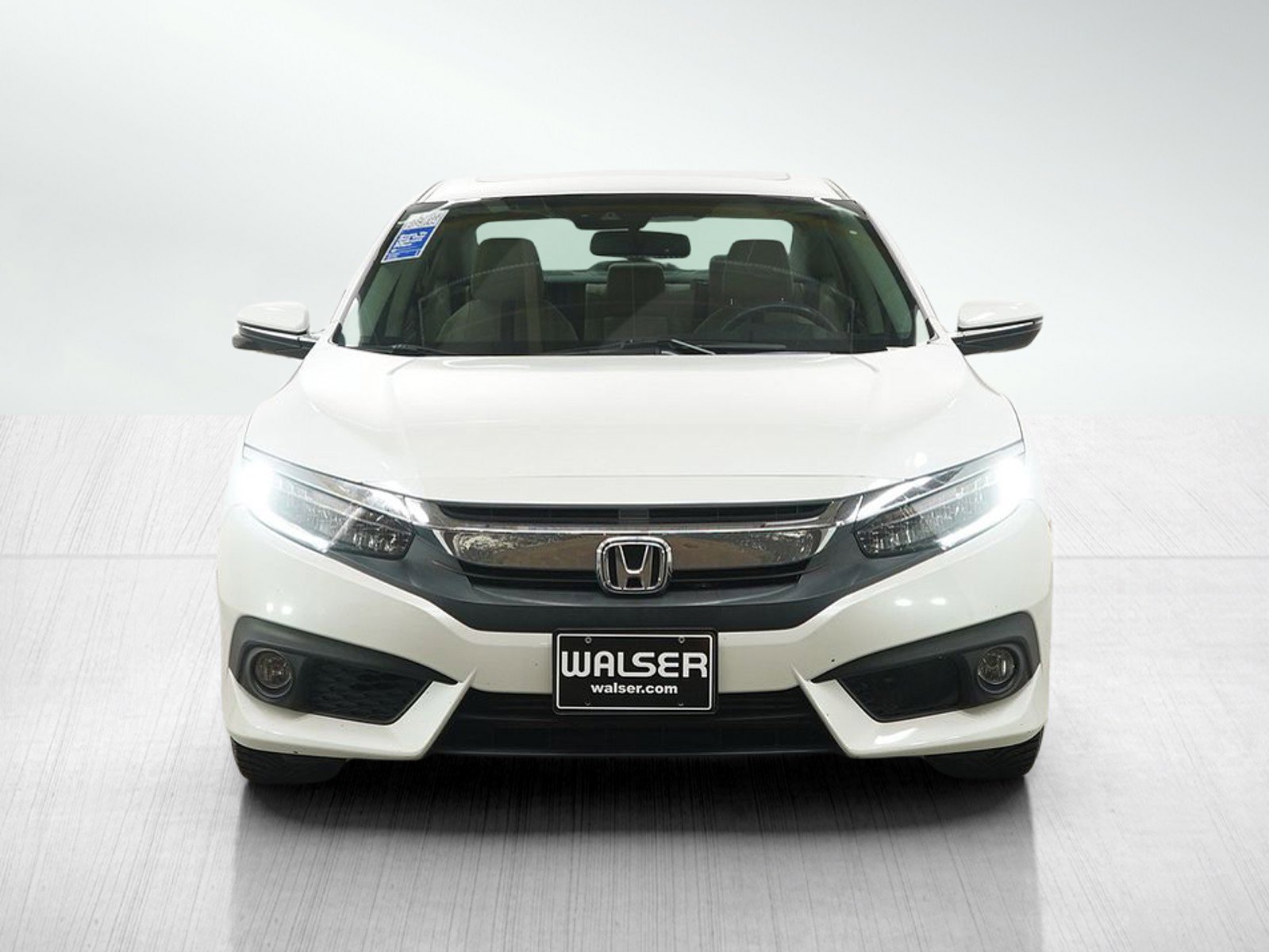 Used 2016 Honda Civic Touring image 8