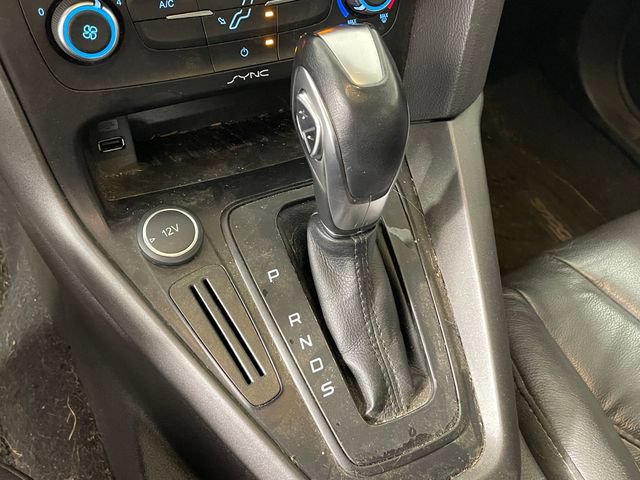 Used 2016 Ford Focus SE w/ Equipment Group 201A FWD image 10