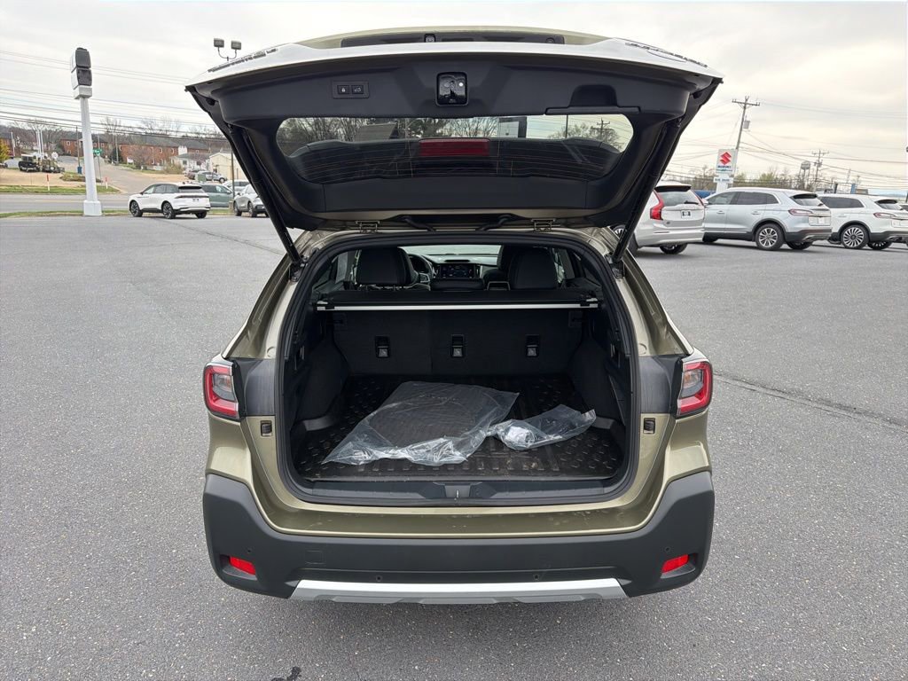 Certified 2025 Subaru Outback Limited image 16