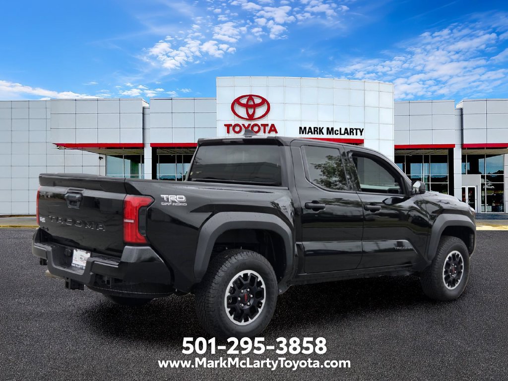 Used 2025 Toyota Tacoma TRD Off-Road AWD/4WD image 5
