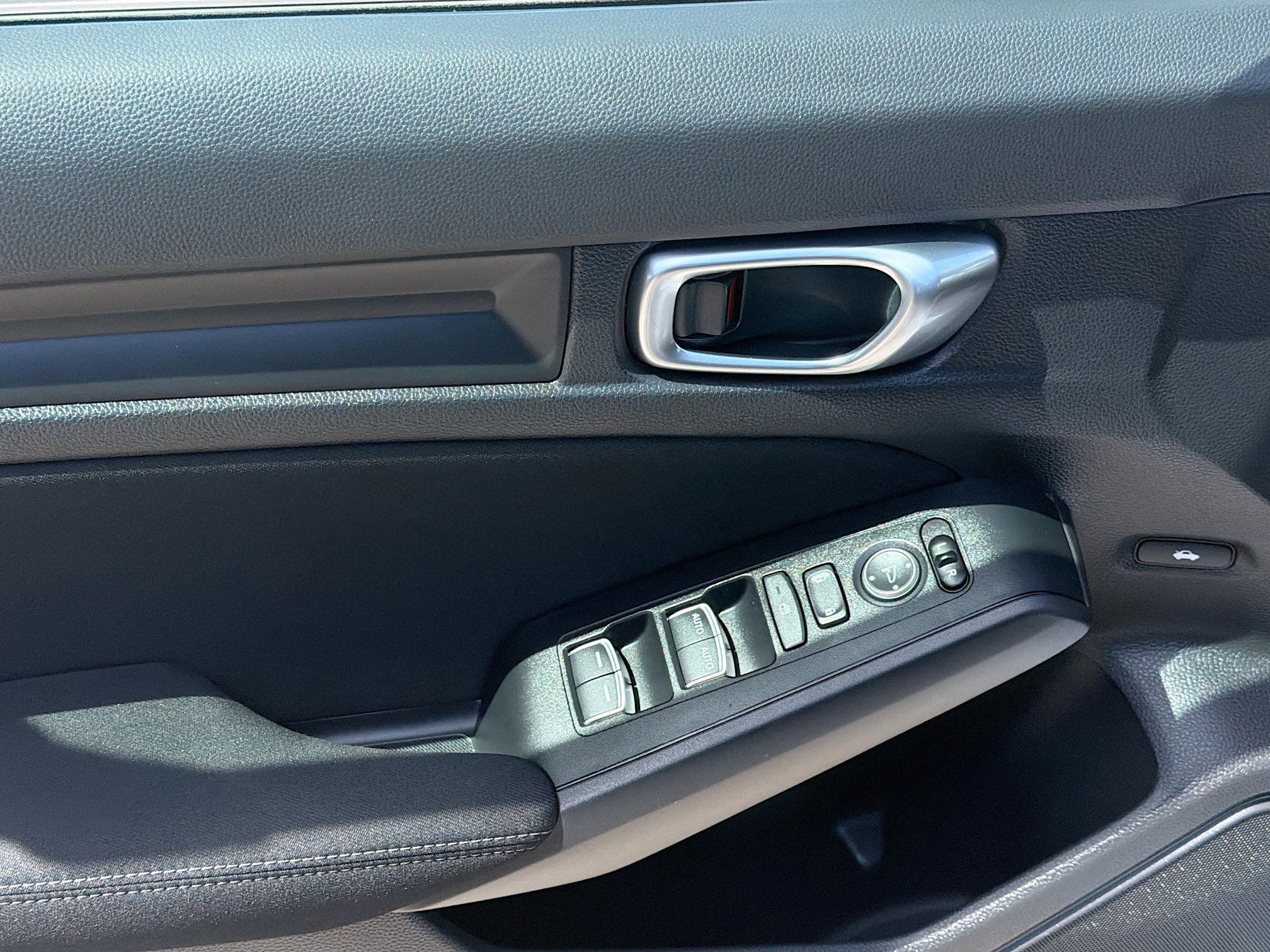 Certified 2024 Honda Civic Sport image 16