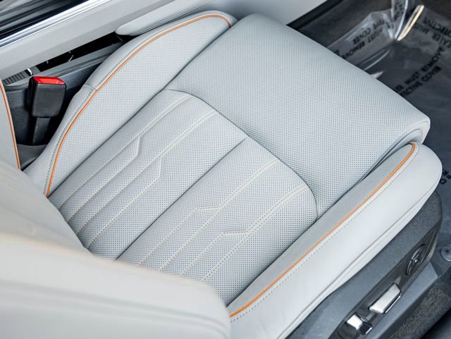 Used 2024 Audi Q8 e-tron Prestige w/ Prestige Package image 31