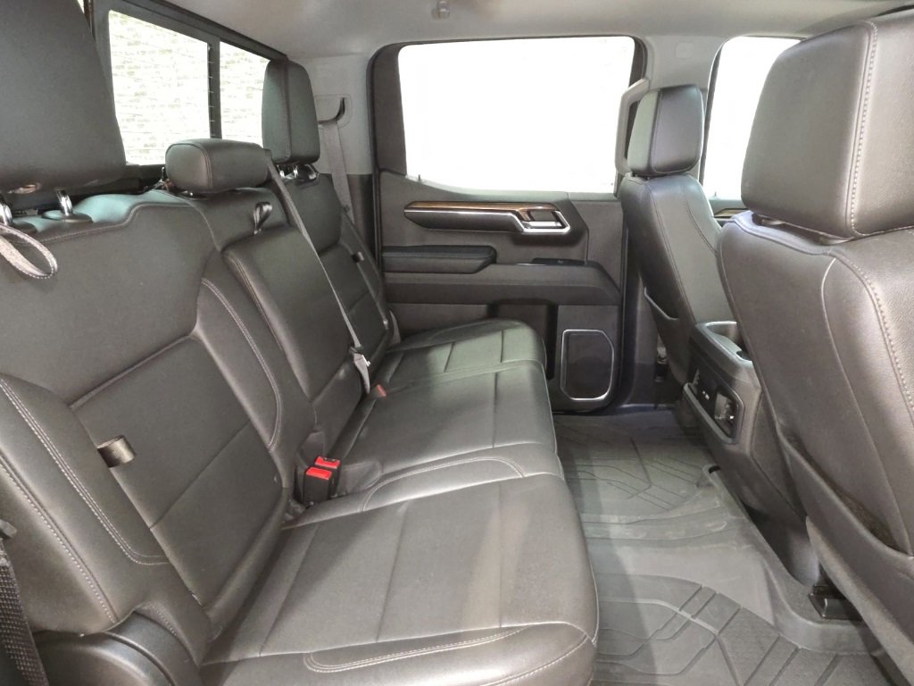 Used 2023 Chevrolet Silverado 1500 RST w/ Convenience Package II image 14