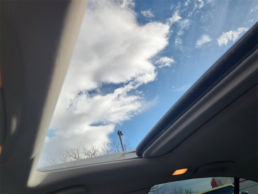 Used 2013 INFINITI G37 x w/ Premium Pkg image 25