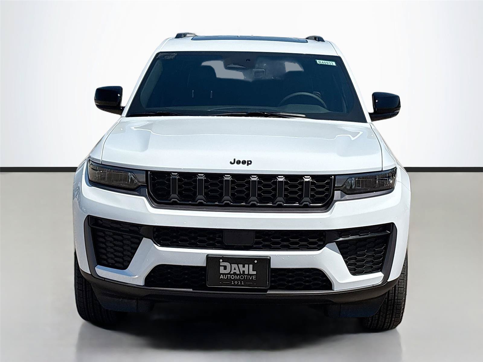 New 2026 Jeep Grand Cherokee L 4WD image 3