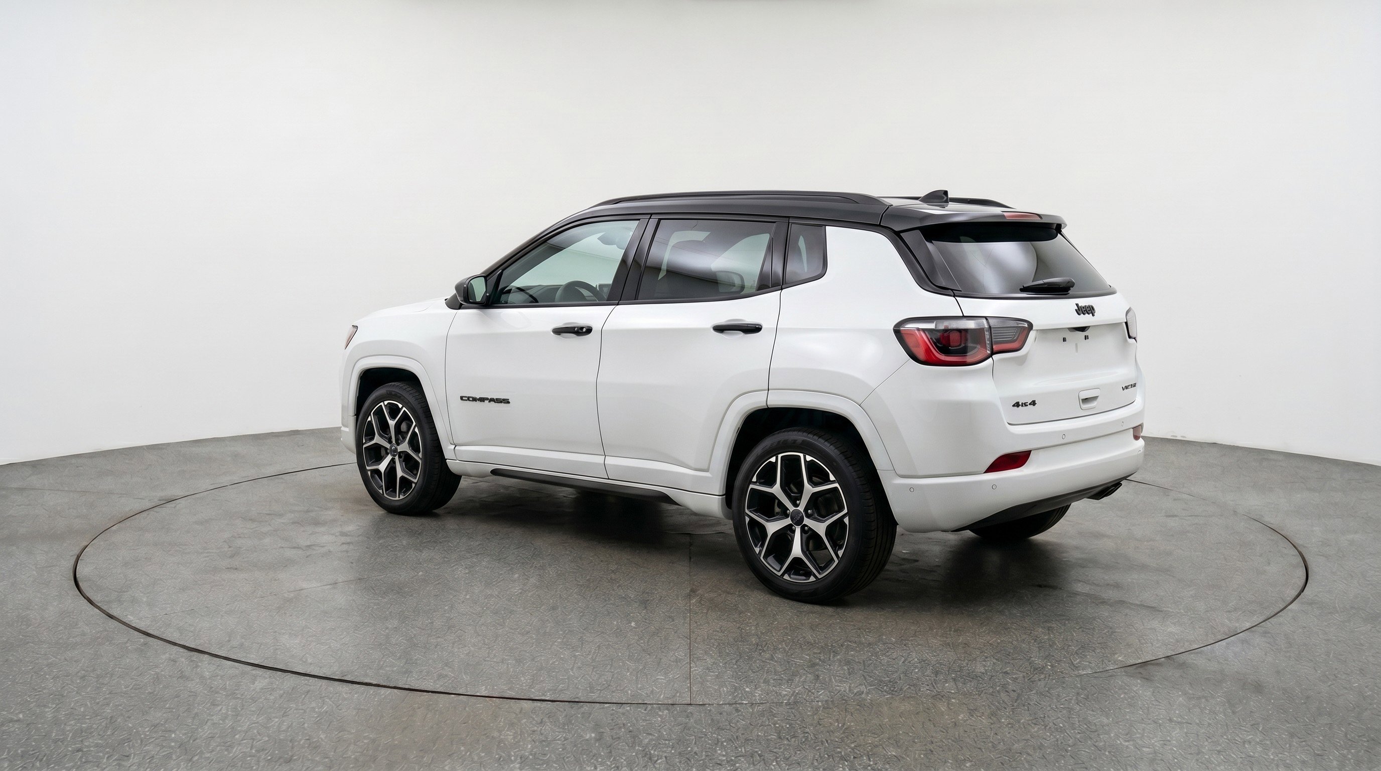 Used 2025 Jeep Compass Limited AWD/4WD image 6