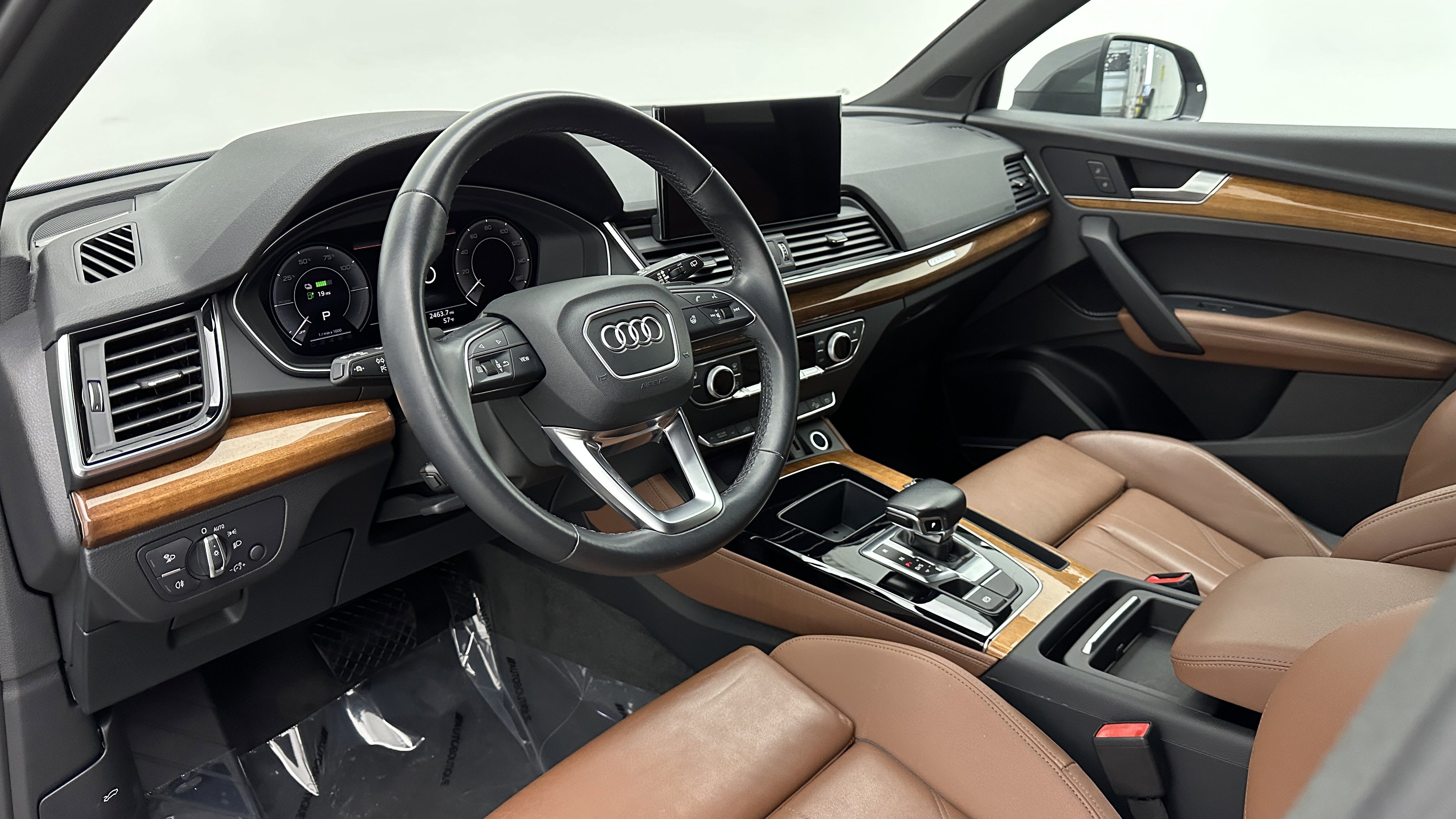 Used 2022 Audi Q5 e Premium Plus w/ Premium Plus Package image 11