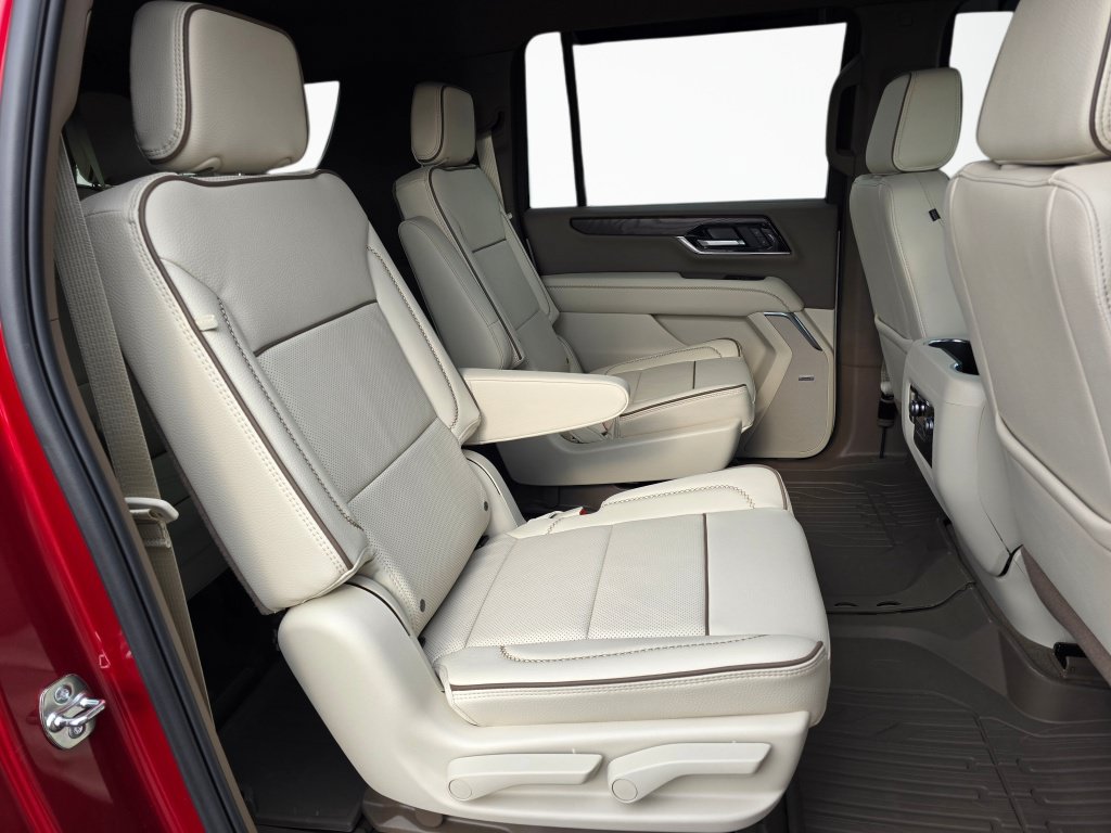 Used 2026 GMC Yukon XL Denali AWD/4WD image 27