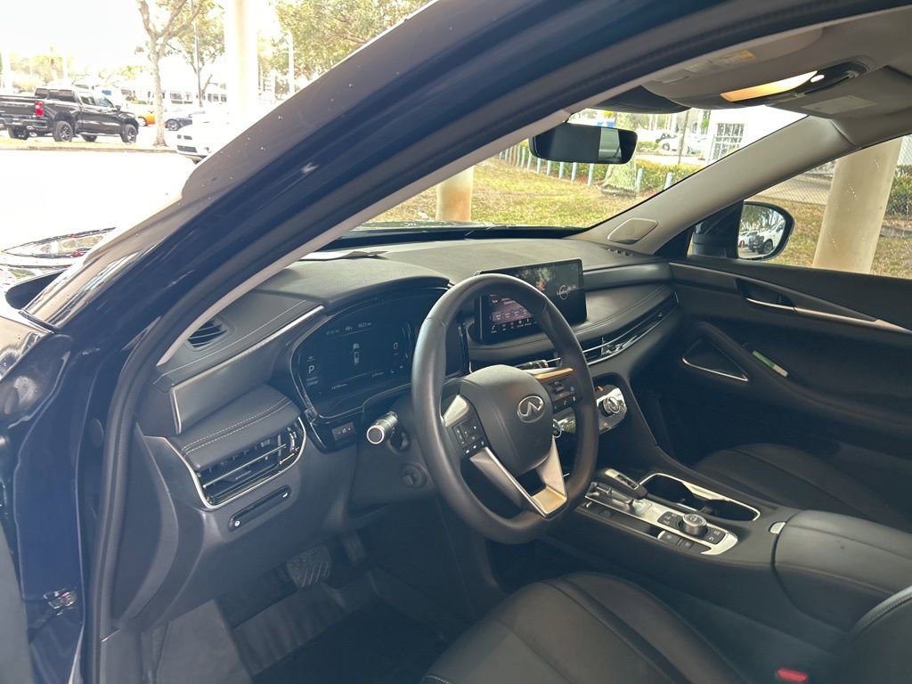 Used 2024 INFINITI QX60 Luxe w/ Performance Audio Package image 6