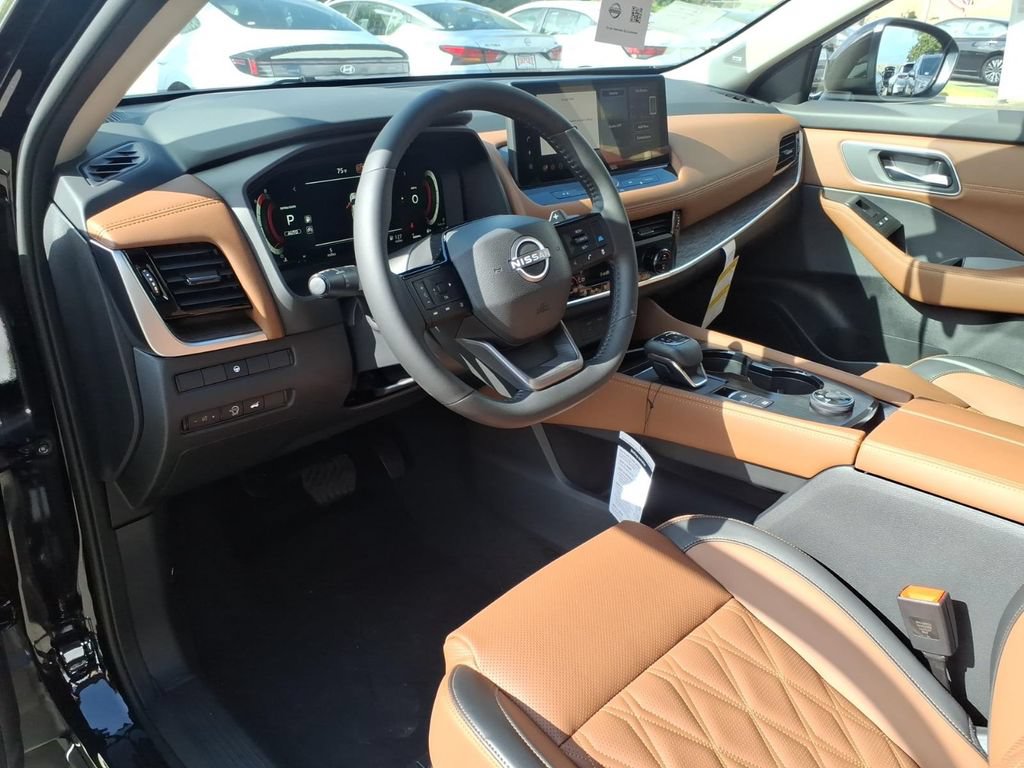 New 2026 Nissan Rogue Platinum AWD/4WD image 14