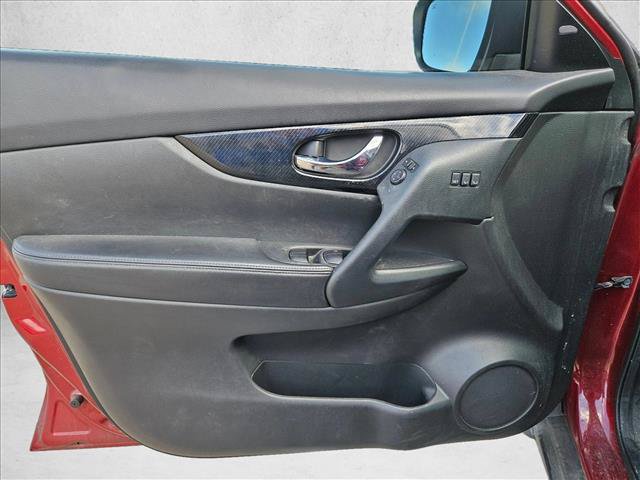 Used 2020 Nissan Rogue SL w/ Premium Package FWD image 13