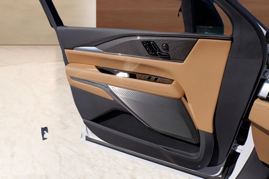 New 2025 Cadillac Escalade IQ Sport 2 AWD/4WD image 22