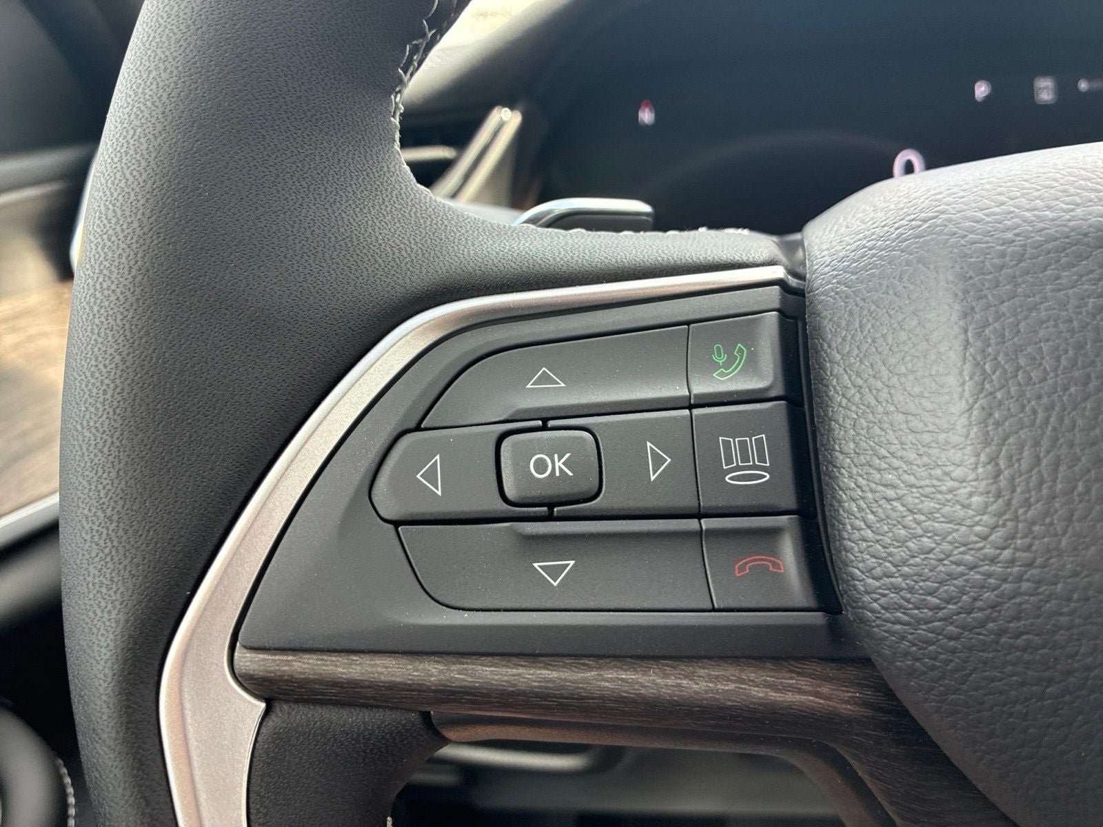 New 2026 Jeep Grand Cherokee L Limited AWD/4WD image 31