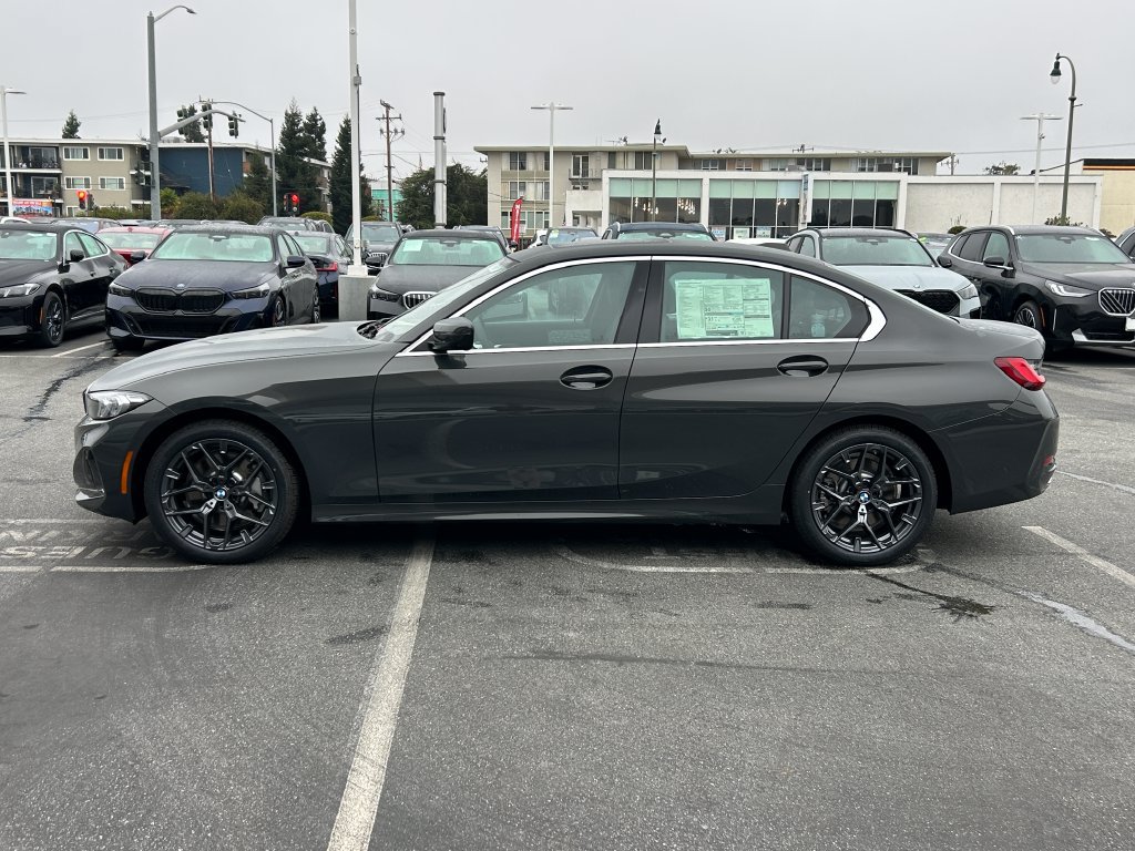 New 2026 BMW 330i Sedan RWD image 2