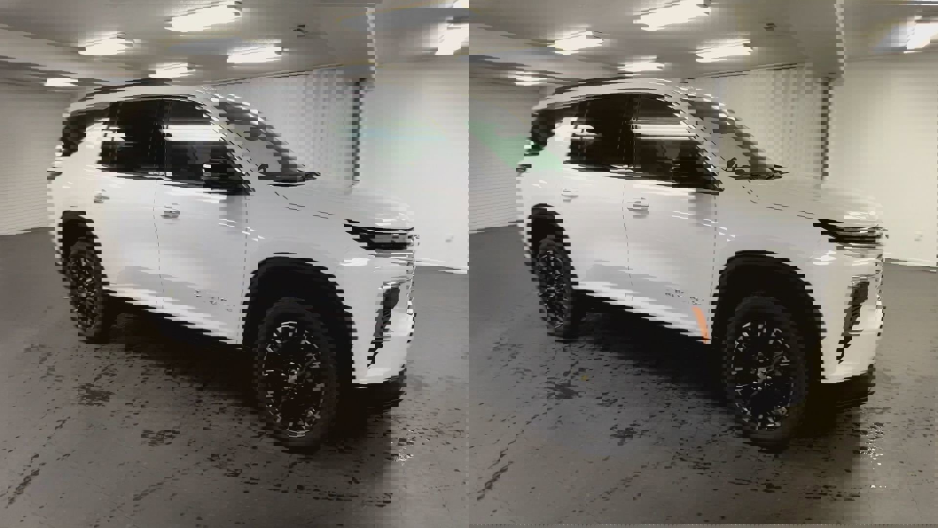 New 2026 Chevrolet Traverse LT w/ Sun and Wheel Package image 38