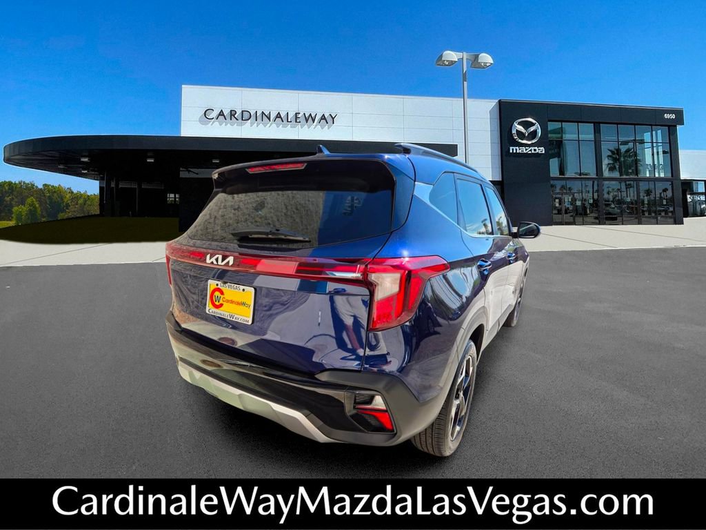 Used 2024 Kia Seltos EX FWD image 5