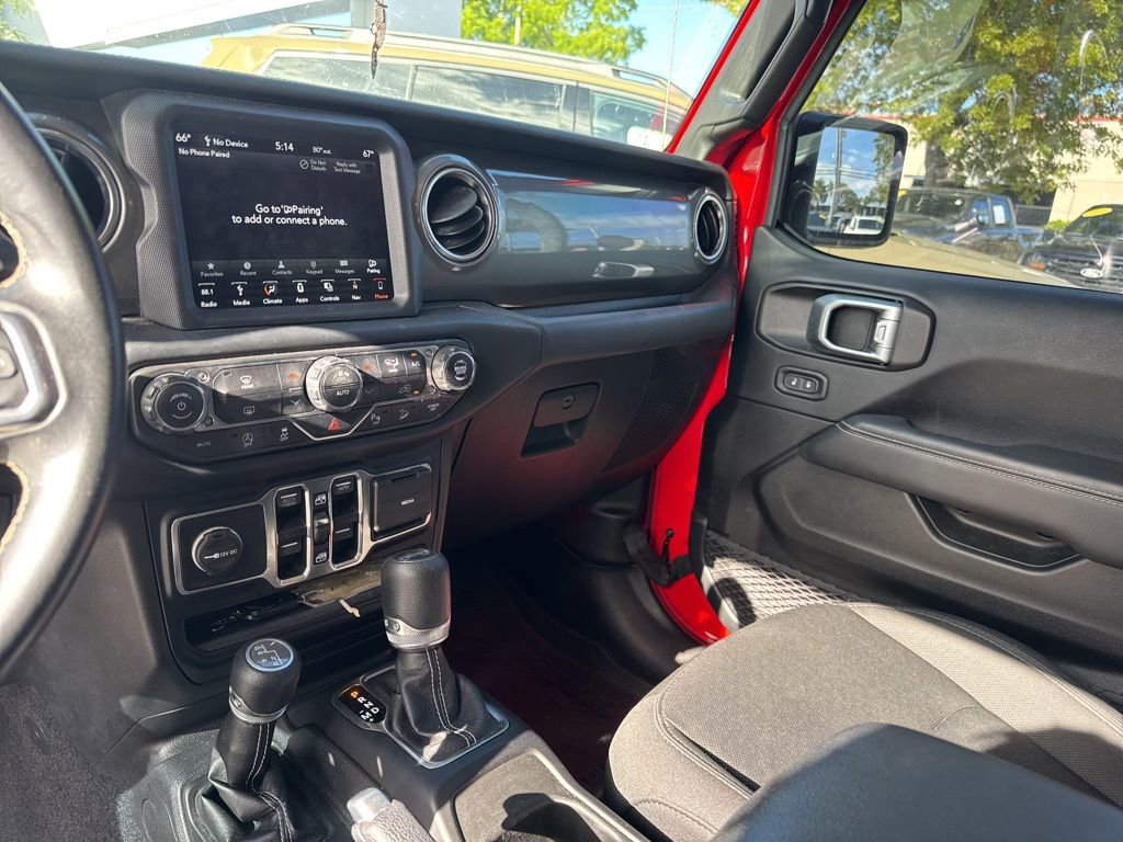 Used 2019 Jeep Wrangler Unlimited Sahara image 20
