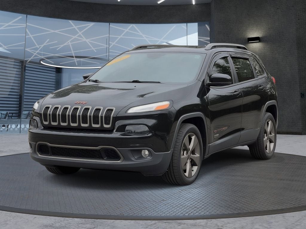 Used 2016 Jeep Cherokee 75th Anniversary FWD image 2