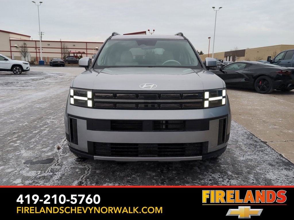 Used 2024 Hyundai Santa Fe Limited image 2