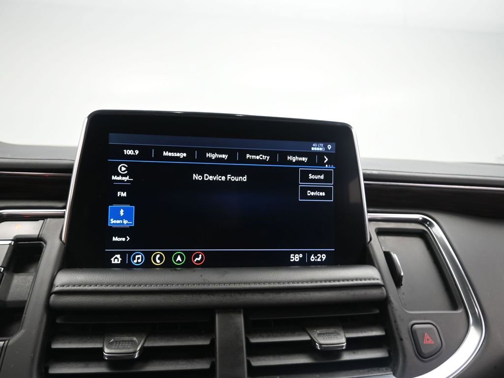 Used 2021 Chevrolet Suburban Z71 w/ Z71 Signature Package image 13