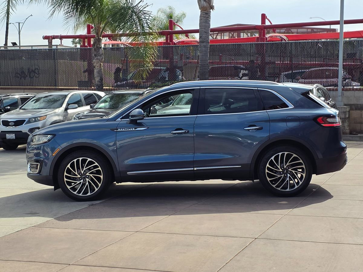 Used 2019 Lincoln Nautilus Reserve image 11