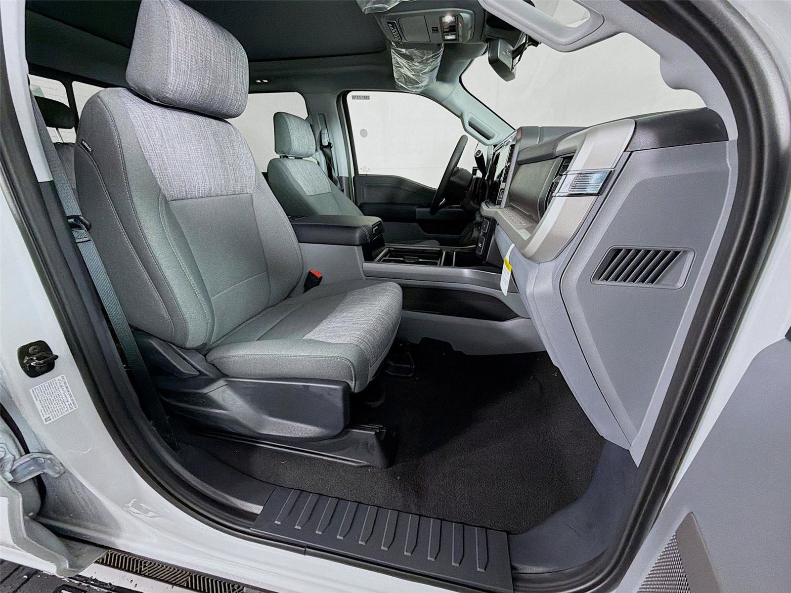 New 2026 Ford F350 XLT w/ XLT Premium Package image 30