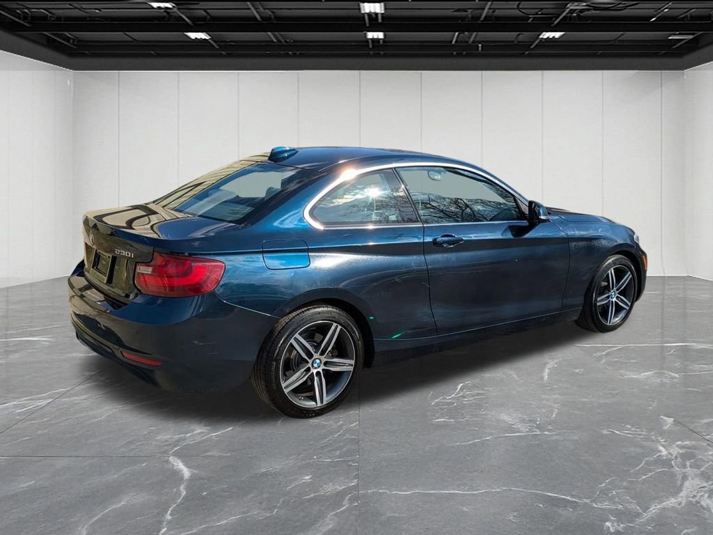 Used 2017 BMW 230i xDrive Coupe image 5