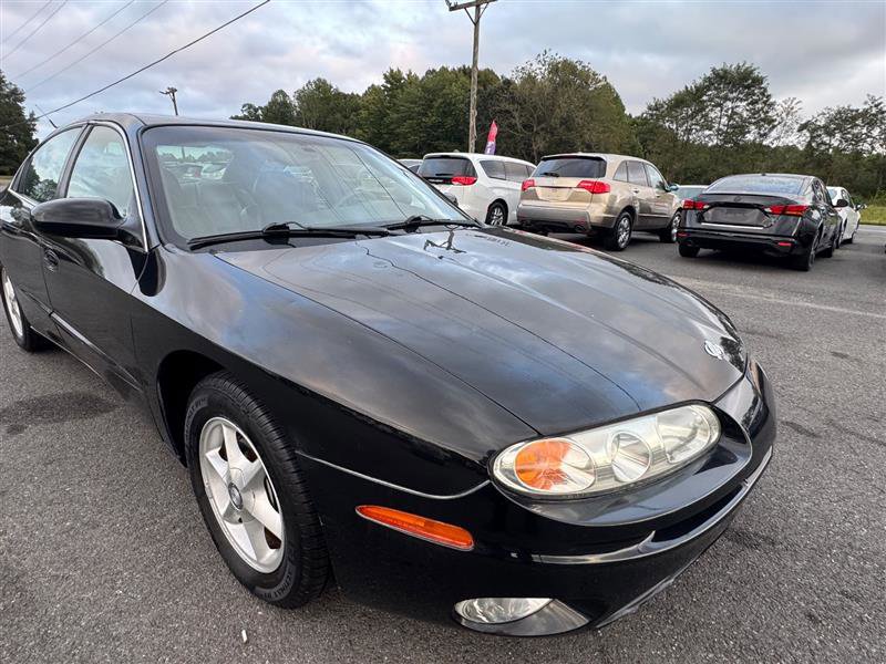 Used 2002 Oldsmobile Aurora 3.5 w/ All Weather Pkg image 18