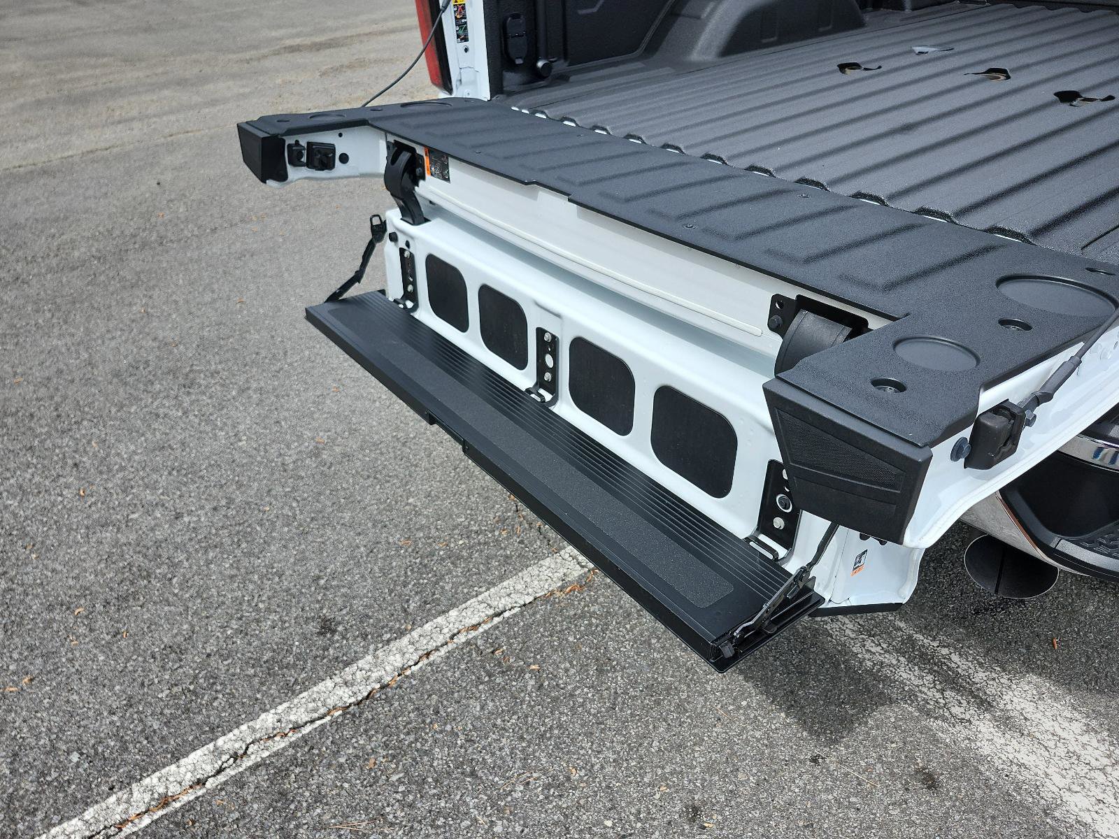 Certified 2025 GMC Sierra 2500 SLT w/ SLT Premium Package image 14