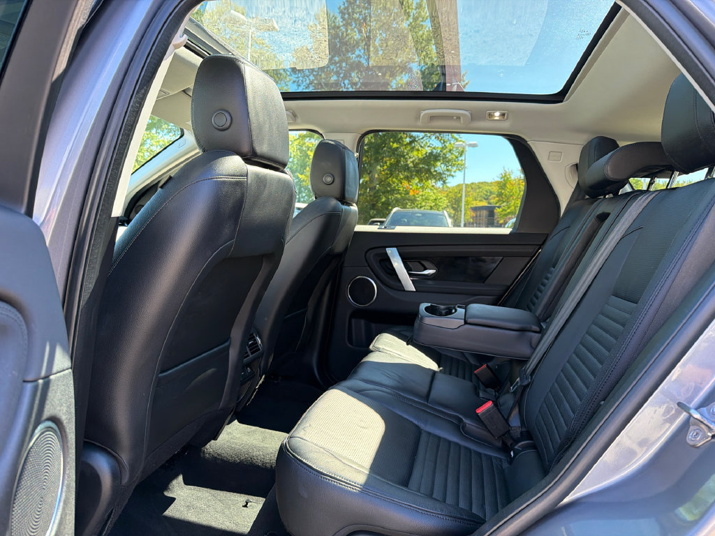 Used 2022 Land Rover Discovery Sport SE AWD/4WD image 20