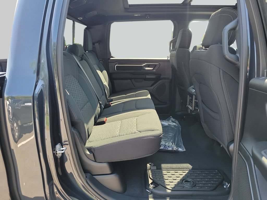 New 2026 RAM 1500 Big Horn AWD/4WD image 33