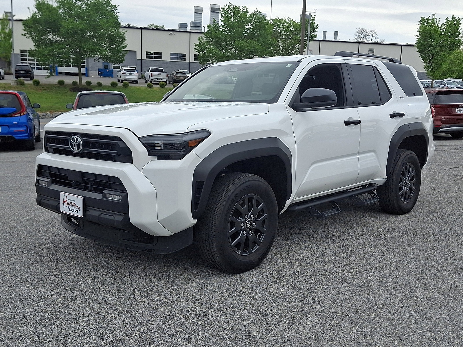 Used 2025 Toyota 4Runner SR5 AWD/4WD image 3