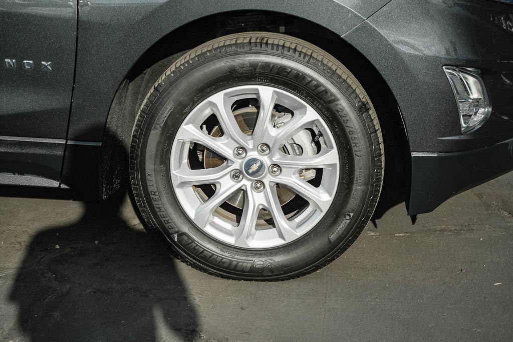 Used 2020 Chevrolet Equinox LS w/ LS Convenience Package FWD image 10