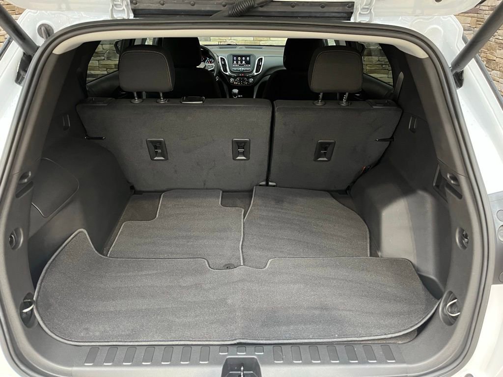 Used 2023 Chevrolet Equinox LT AWD/4WD image 39