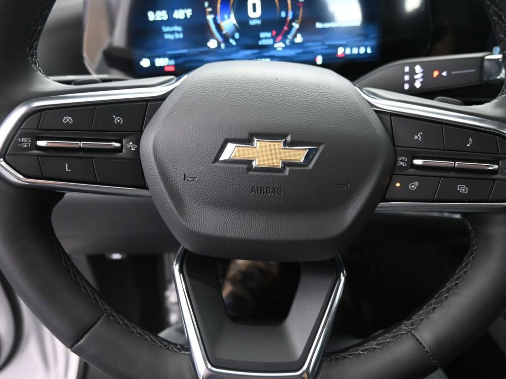 New 2025 Chevrolet Equinox LT w/ Safety and Technology Package image 33