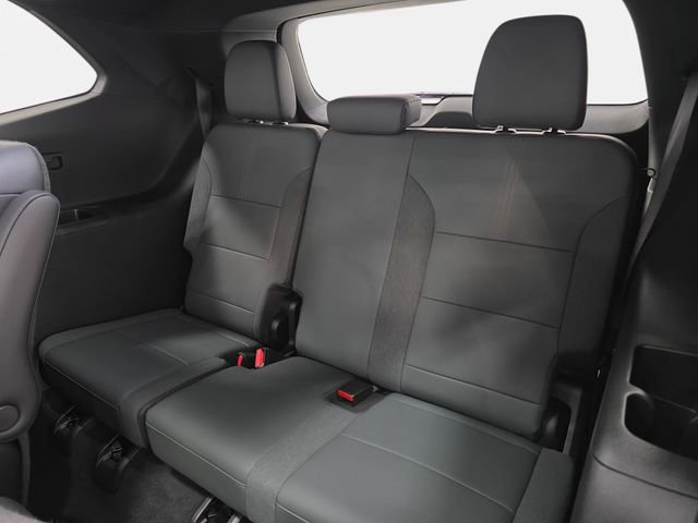 Used 2025 GMC Acadia AT4 w/ Luxury Package image 37